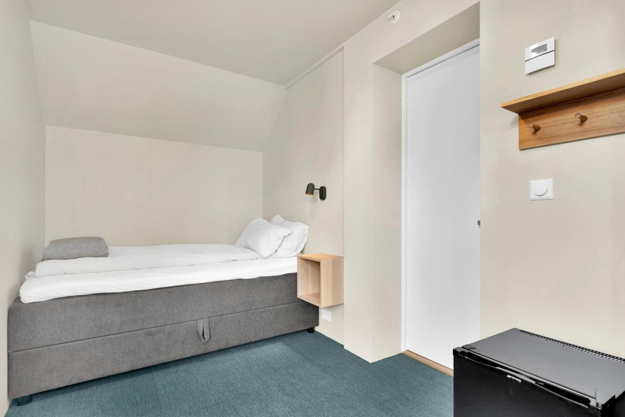 Central Guest House - Bedroom With En Suite Bathroom ستافانجر الغرفة الصورة